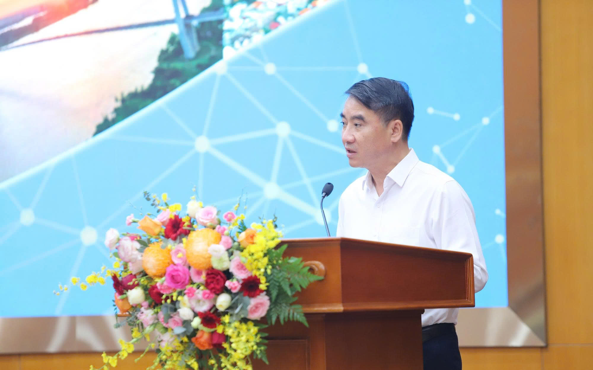 Hà Nội khẳng định vai trò cực tăng trưởng quốc gia, kiến tạo không gian phát triển mới và dẫn dắt liên kết vùng