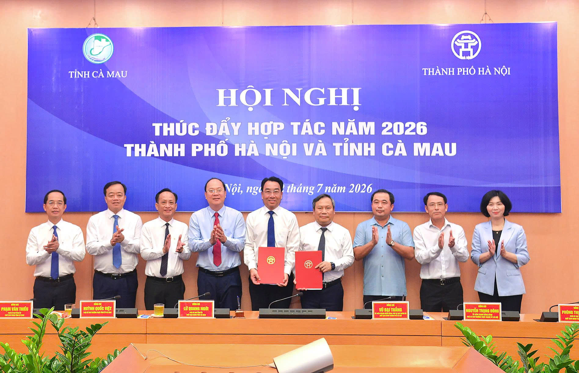 Hà Nội và Cà Mau tiếp tục phối hợp chặt chẽ nhằm phát huy tiềm năng, thế mạnh của mỗi địa phương