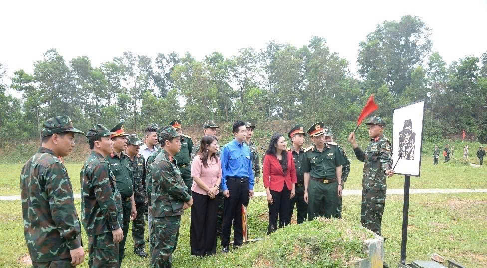 Trung đoàn 692 bảo đảm tốt công tác huấn luyện và đời sống cho các chiến sĩ mới