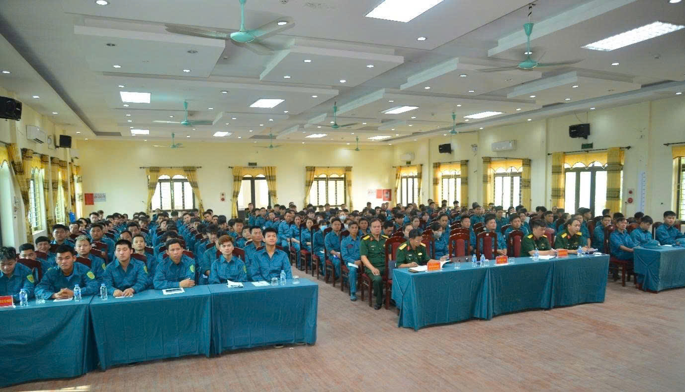 Ban Chỉ huy PTKV2 - Phúc Thọ khai mạc huấn luyện dân quân năm thứ nhất cho lực lượng 12 xã, phường và đơn vị tự vệ