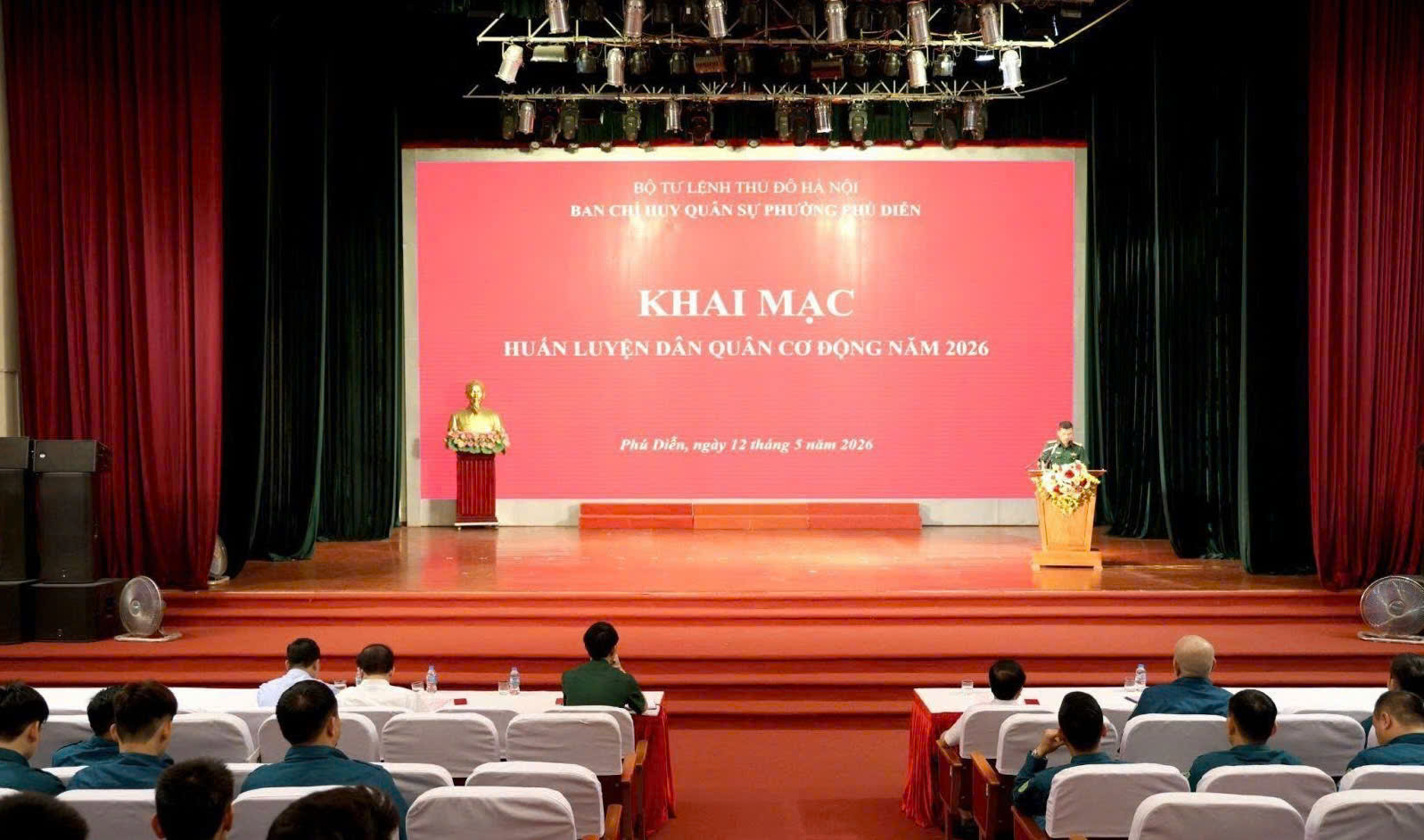 Phường Phú Diễn nâng cao chất lượng huấn luyện lực lượng dân quân cơ động