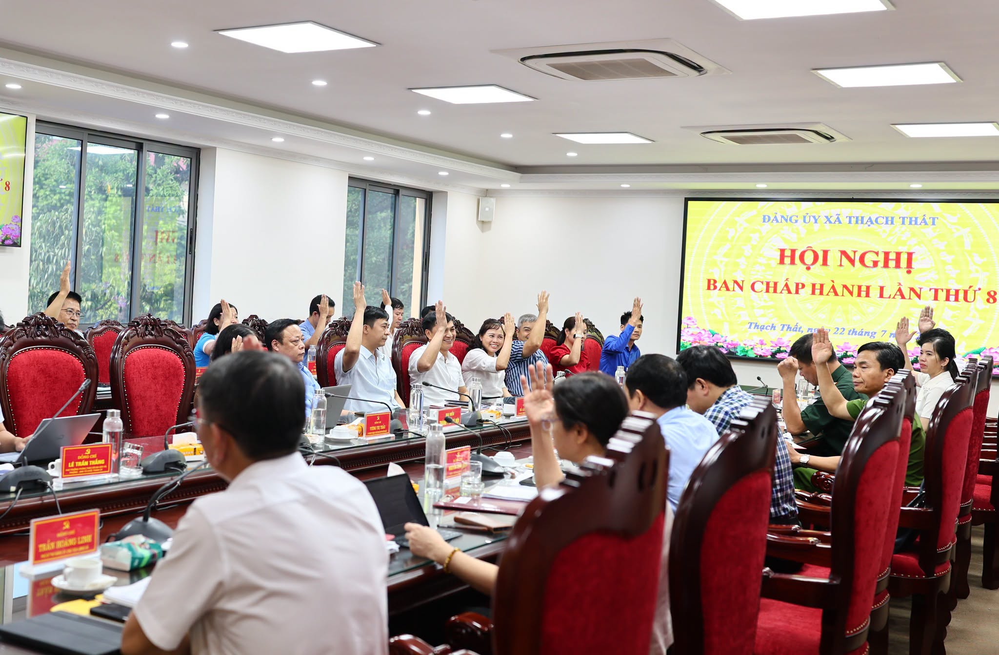 Đảng bộ xã Thạch Thất thống nhất chủ trương sắp xếp hệ thống trường học và kiện toàn tổ chức đảng trong ngành giáo dục