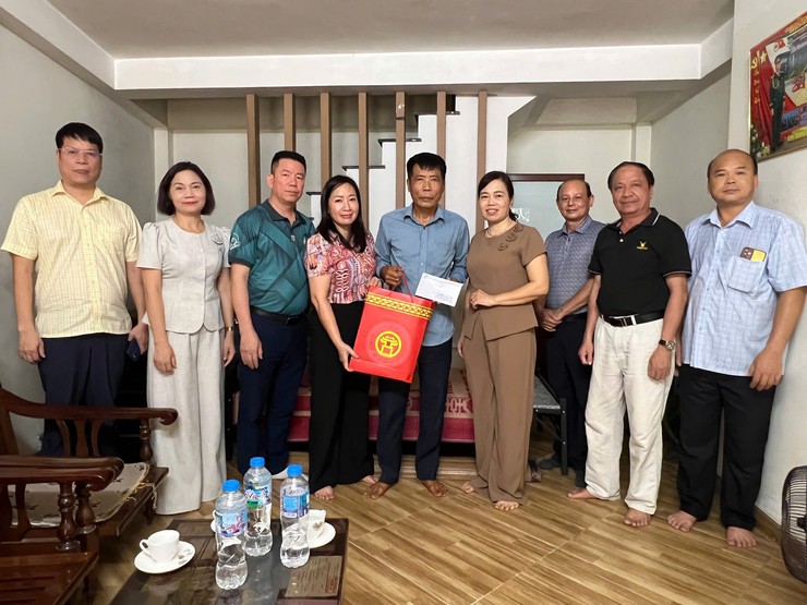 Phường Tây Mỗ lan tỏa nghĩa tình tri ân, chăm lo người có công bằng những việc làm thiết thực