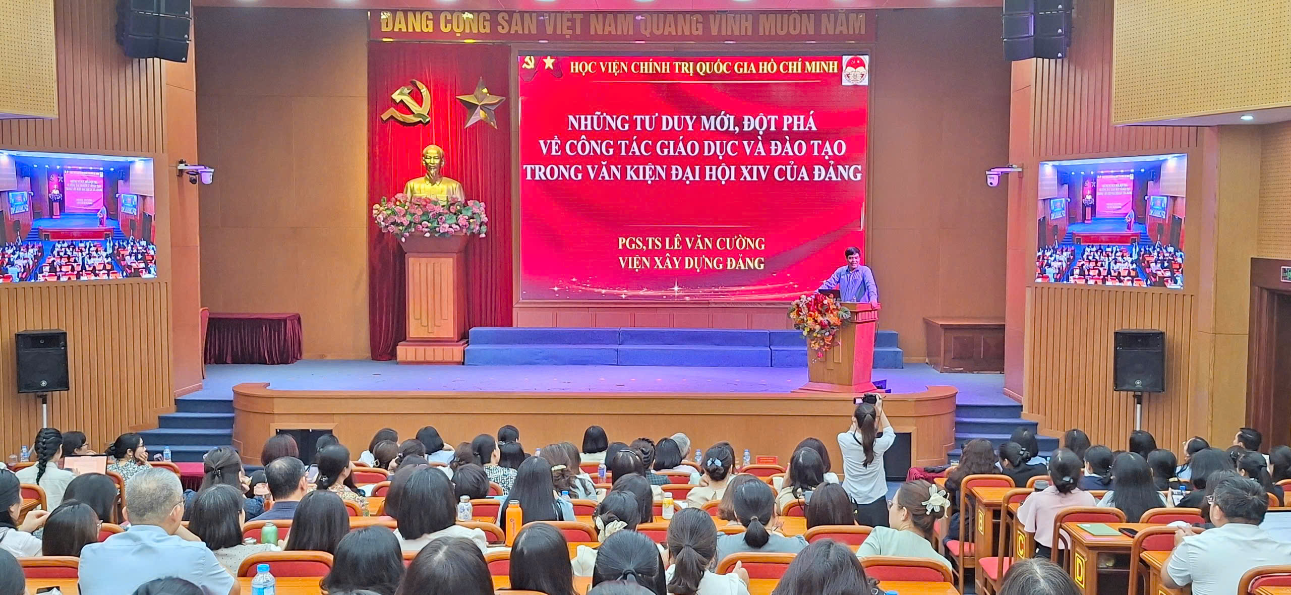 Phường Khương Đình hoàn thành bồi dưỡng chính trị hè cho hơn 650 cán bộ quản lý, giáo viên