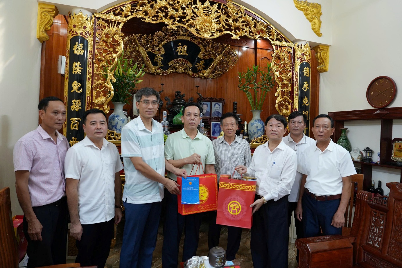 Xã Thuận An lan tỏa nghĩa tình tri ân qua hoạt động thăm, tặng quà người có công với cách mạng