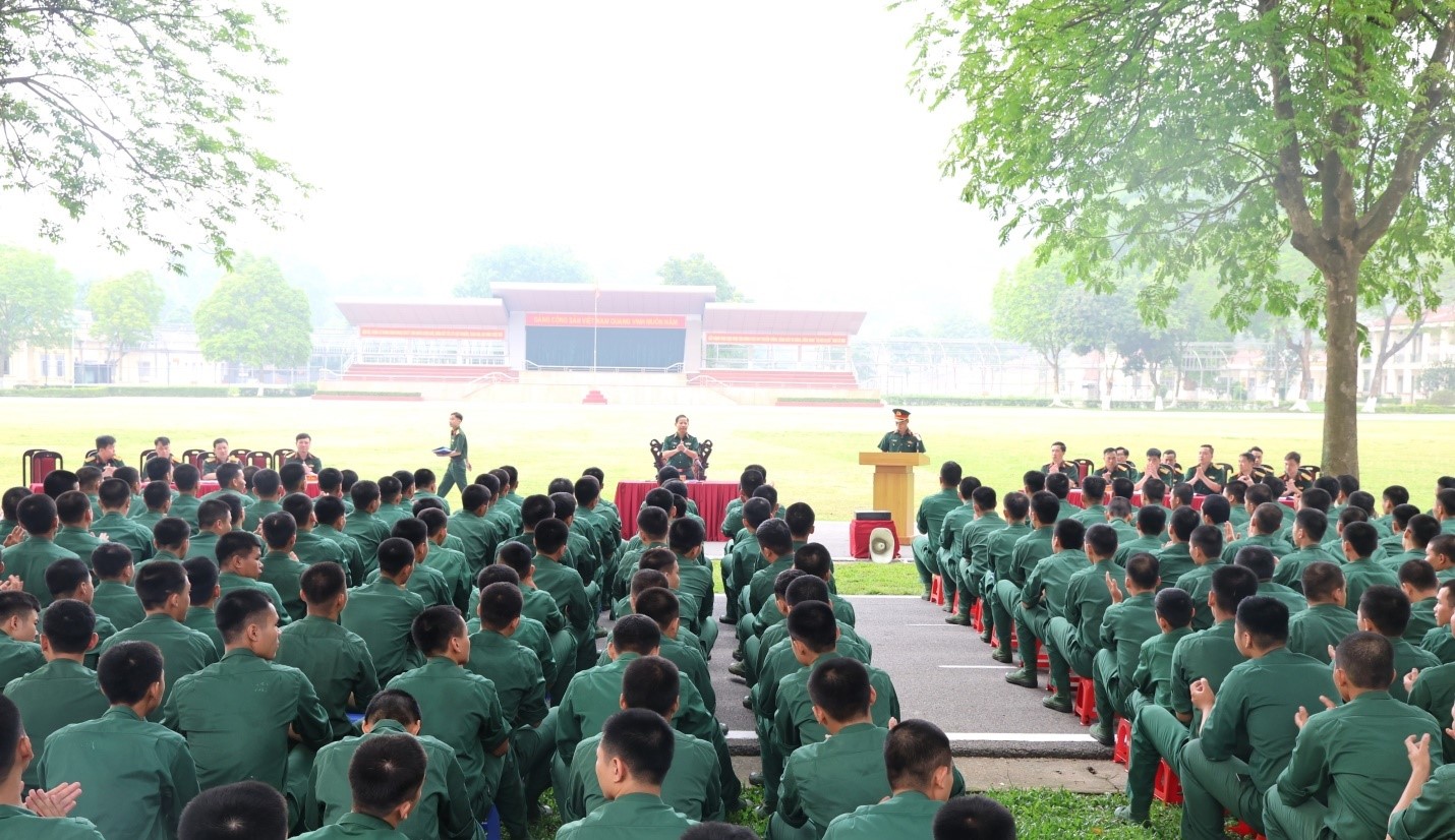 Tiểu đoàn 6, Trung đoàn 692, Sư đoàn Bộ binh 301 xây dựng môi trường dân chủ, gắn kết cán bộ với chiến sĩ