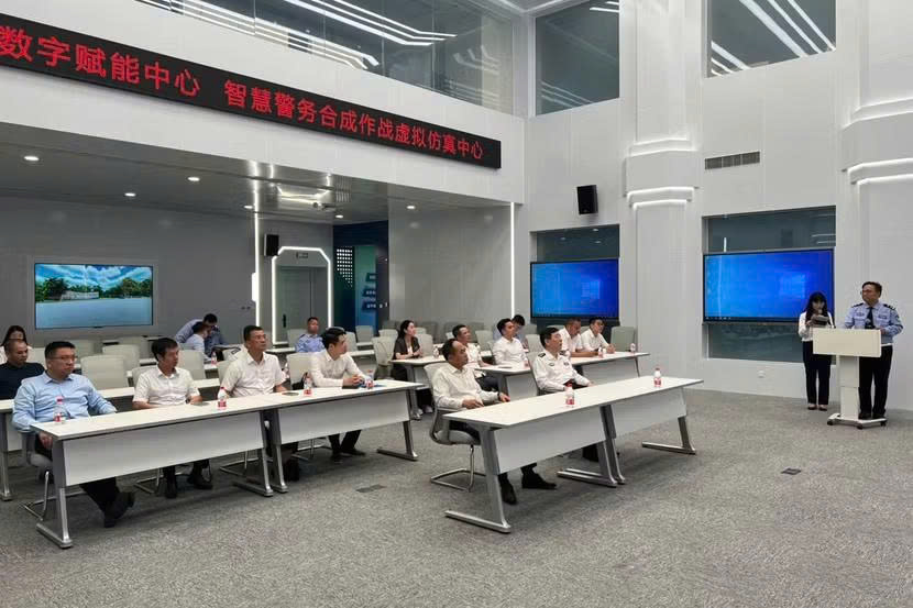 Công an Hà Nội mở rộng hợp tác đào tạo và nâng cao năng lực chiến đấu cùng Học viện Cảnh sát Bắc Kinh