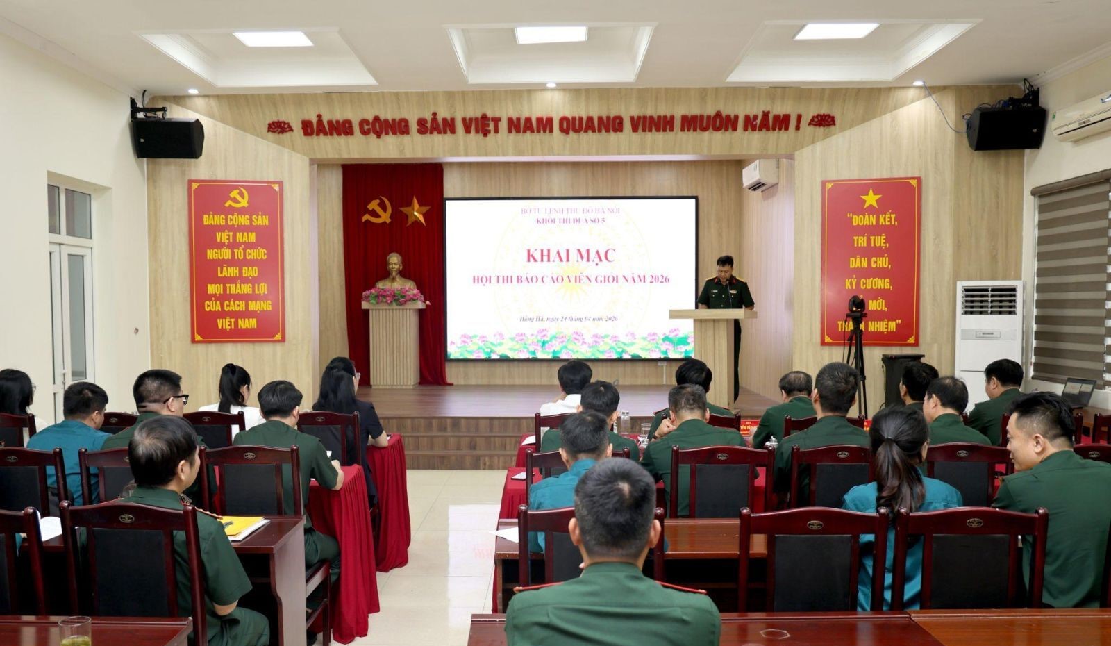 Khối thi đua số 5, Bộ Tư lệnh Thủ đô Hà Nội nâng cao chất lượng đội ngũ báo cáo viên 