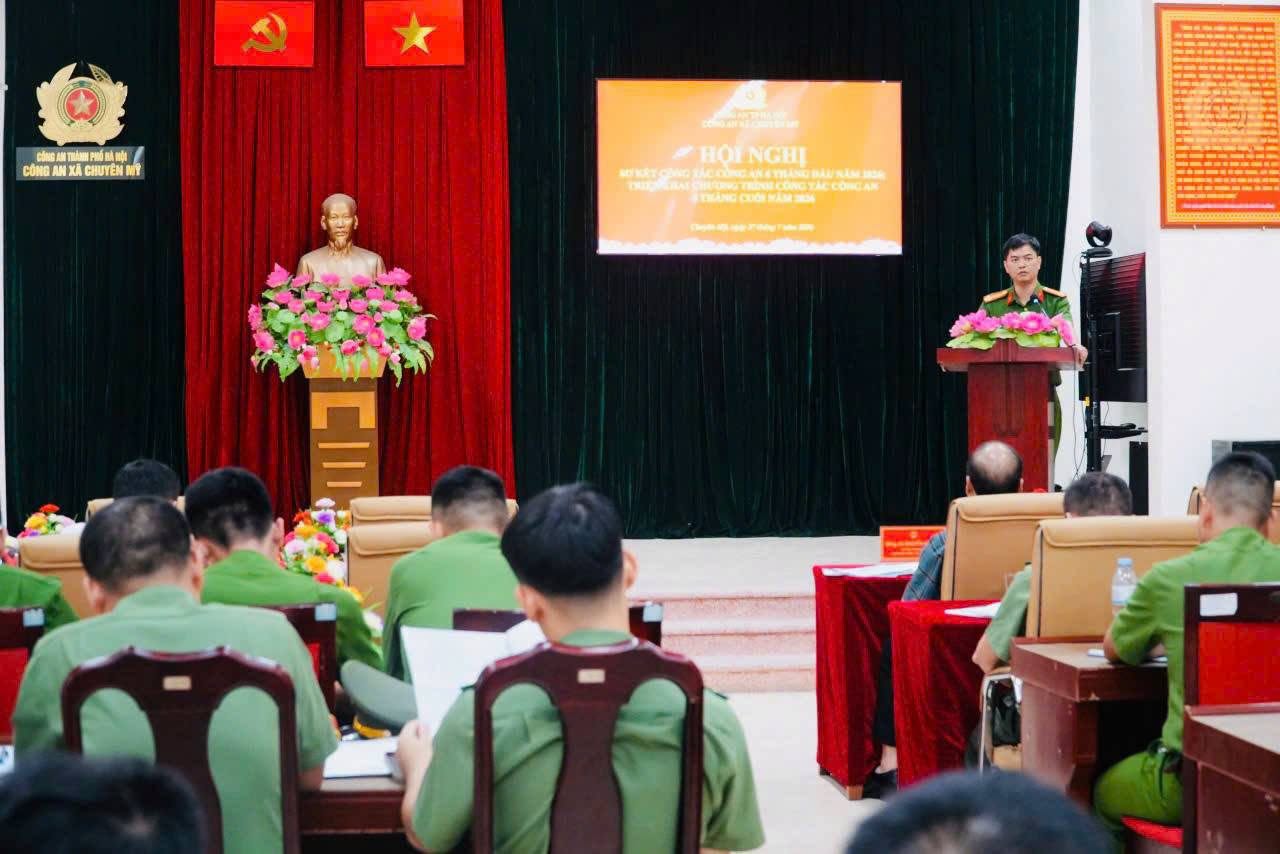 Công an xã Chuyên Mỹ nâng cao hiệu quả bảo đảm an ninh, trật tự, quyết tâm hoàn thành thắng lợi nhiệm vụ năm 2026
