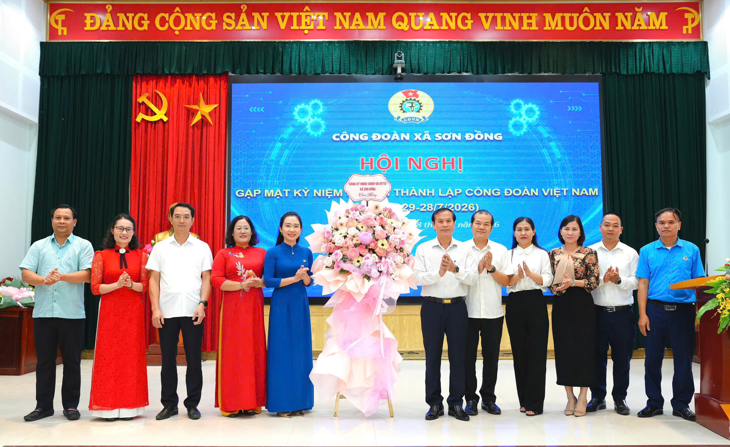 Công đoàn xã Sơn Đồng lan tỏa phong trào thi đua và tăng cường đối thoại với người lao động