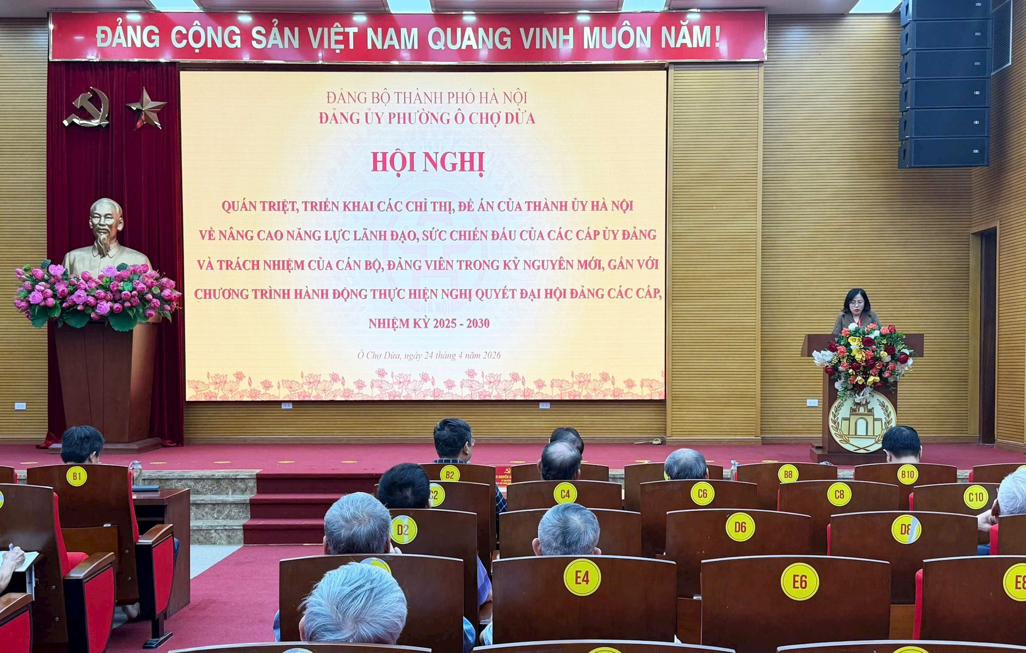 Phường Ô Chợ Dừa nâng cao năng lực lãnh đạo, khơi dậy tinh thần tiên phong, trách nhiệm của cán bộ, đảng viên