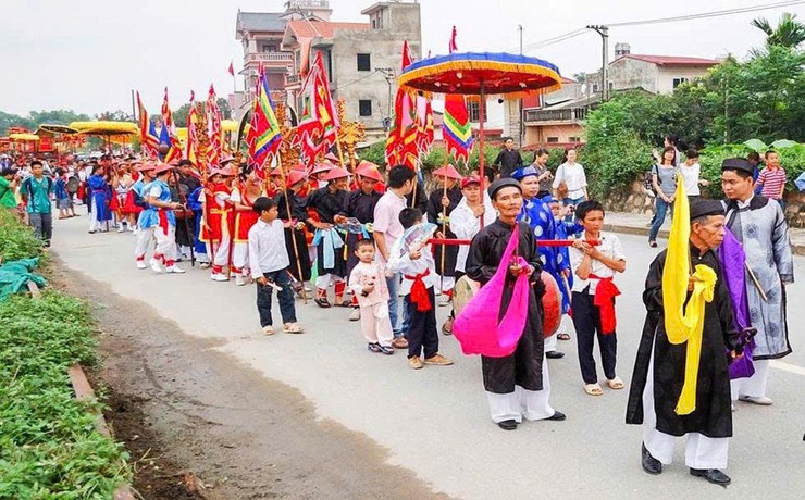 Phường Đông Ngạc gìn giữ hồn cốt Lễ hội Đình Chèm - Di sản văn hóa phi vật thể Quốc gia giữa nhịp sống hiện đại