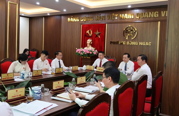 Phường Đông Ngạc thông qua kế hoạch đầu tư công trung hạn, hoàn thiện cơ chế hoạt động của HĐND khóa II