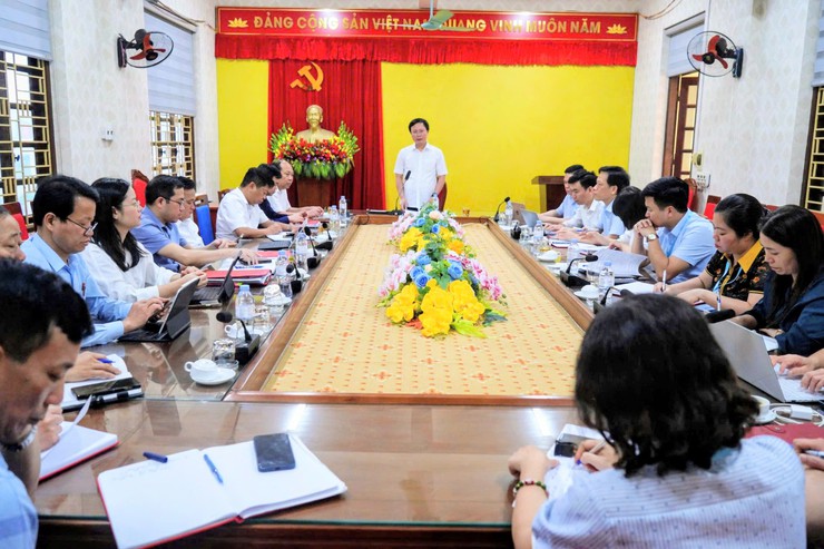 Xã Tây Phương rà soát, chuẩn hóa nguồn cán bộ Ban Chấp hành Đảng bộ xã nhiệm kỳ 2025-2030