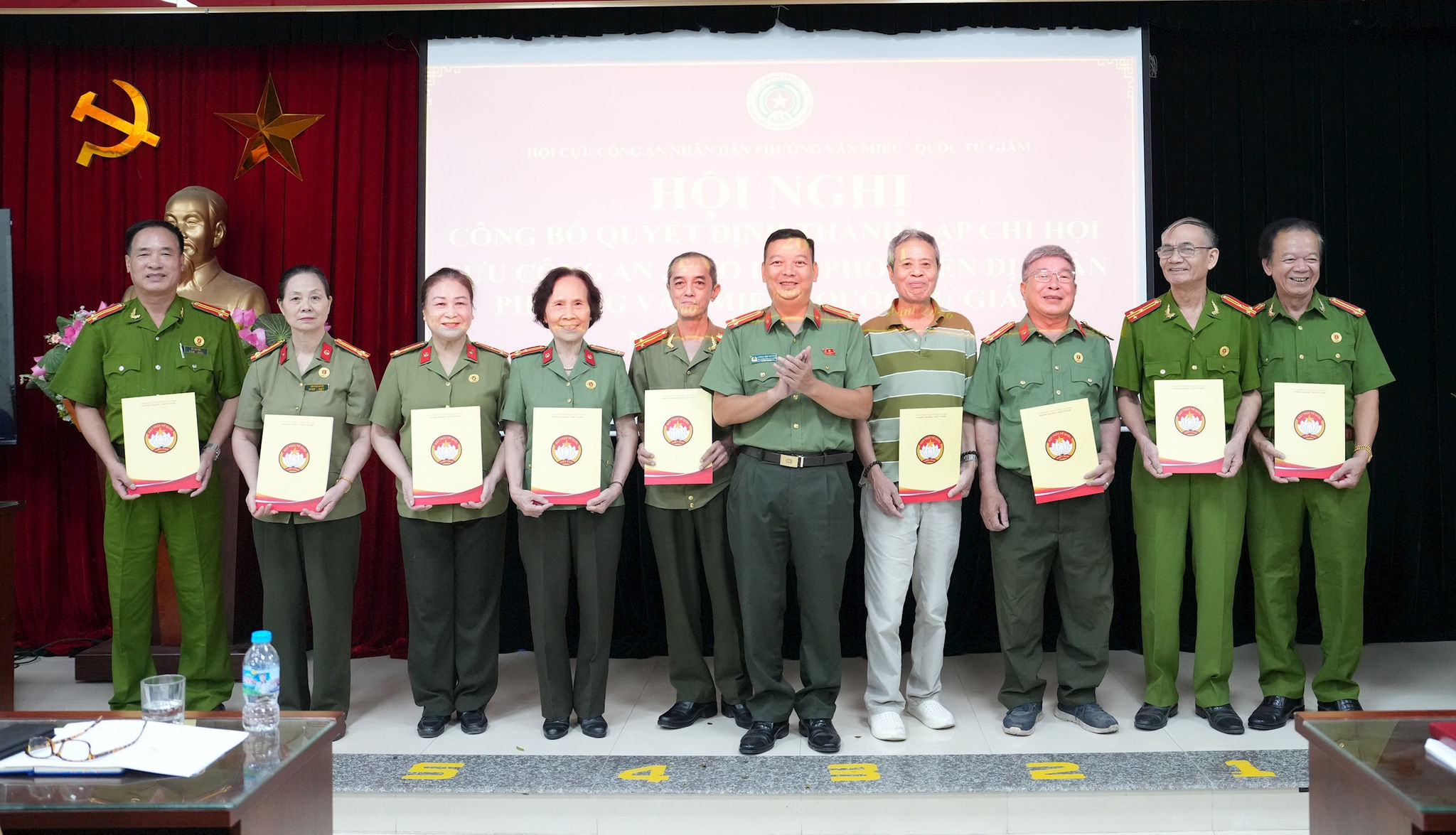 Phường Văn Miếu - Quốc Tử Giám kiện toàn 31 Chi hội Cựu Công an nhân dân, củng cố thế trận an ninh từ cơ sở