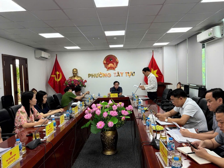 UBND phường Tây Tựu siết chặt kỷ cương, tập trung tháo gỡ điểm nghẽn để hoàn thành các nhiệm vụ trọng tâm năm 2026