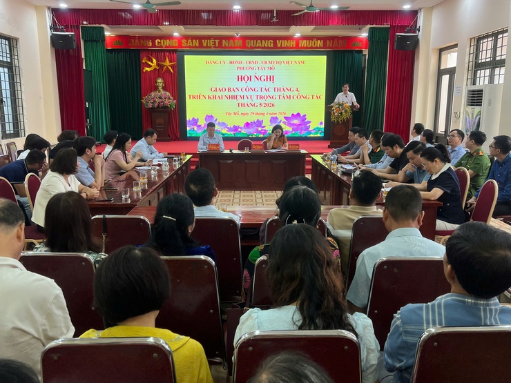 Phường Tây Mỗ phát huy hiệu quả cơ chế “4 trục”, quyết liệt triển khai nhiệm vụ trọng tâm tháng 5