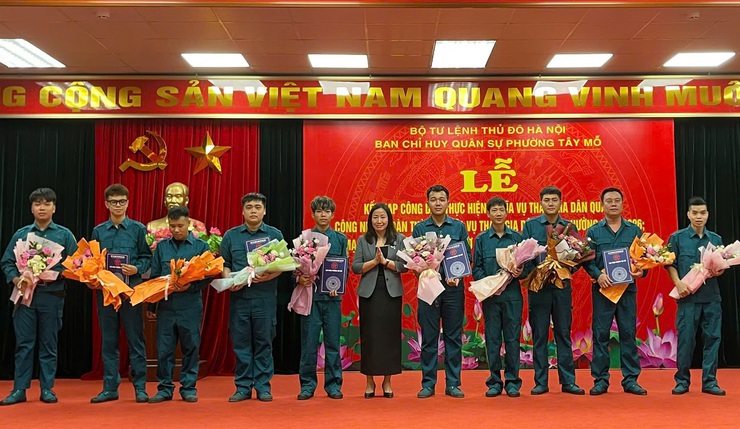 Phường Tây Mỗ nâng cao chất lượng lực lượng dân quân, khai mạc huấn luyện sẵn sàng thực hiện nhiệm vụ năm 2026