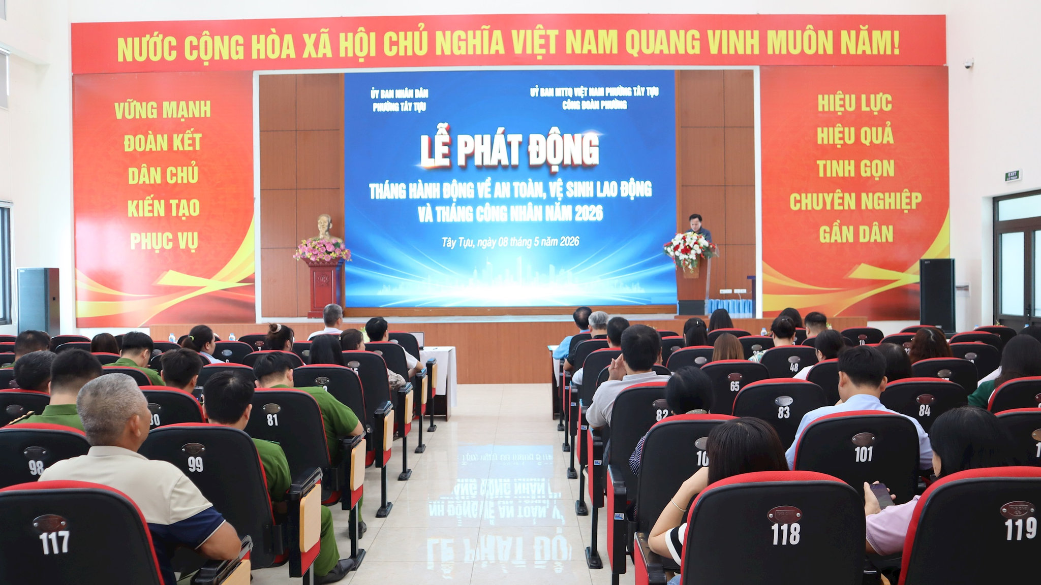 Phường Tây Tựu phát động Tháng Công nhân và Tháng hành động về an toàn, vệ sinh lao động năm 2026