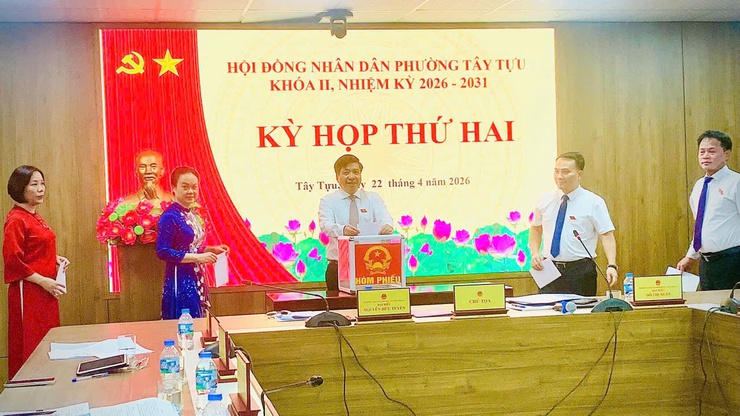 Phường Tây Tựu kiện toàn nhân sự, quyết nghị nhiều nội dung quan trọng tại Kỳ họp thứ Hai HĐND phường