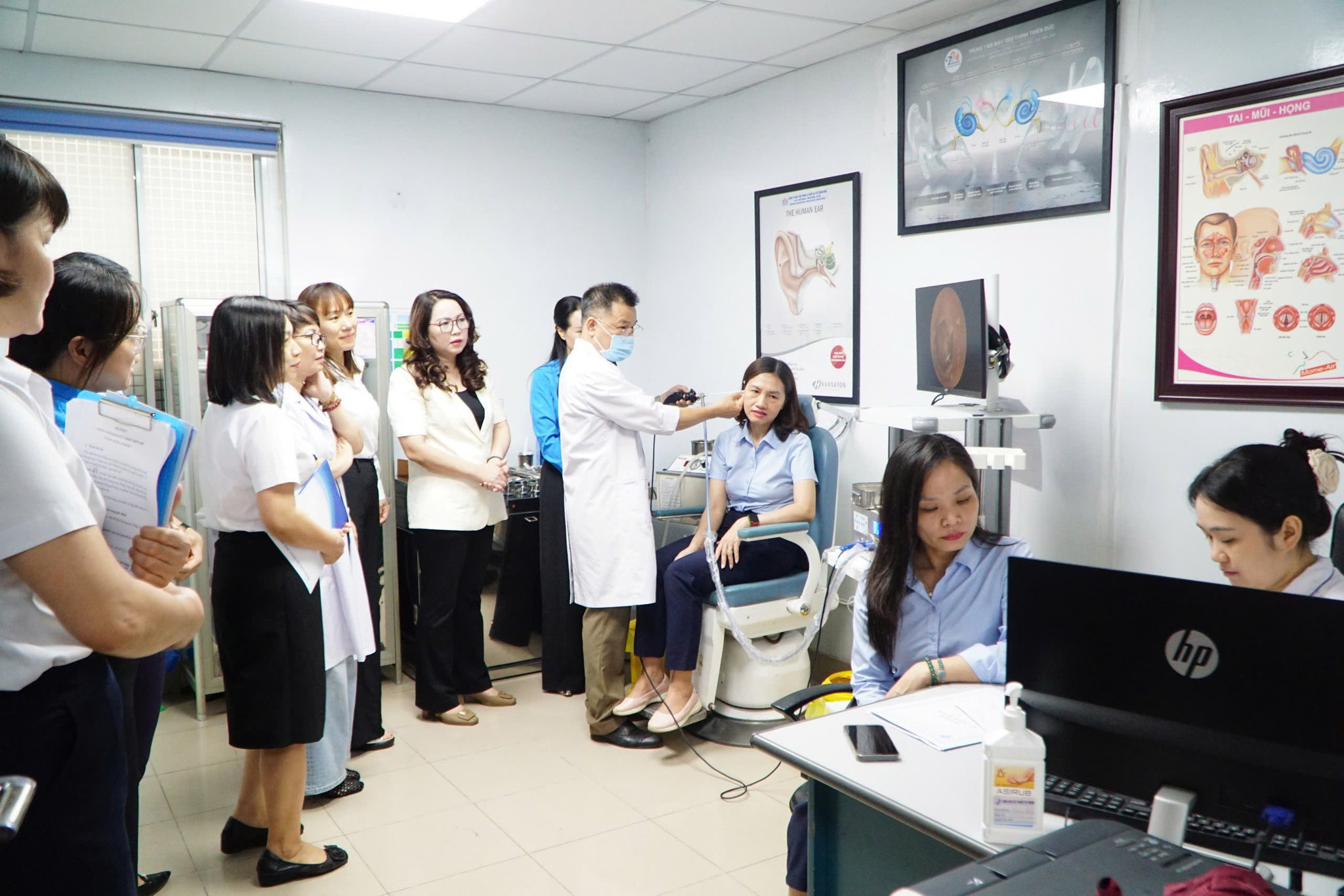 Phường Ba Đình mở rộng phúc lợi đoàn viên bằng chương trình khám sức khỏe, tầm soát ung thư miễn phí