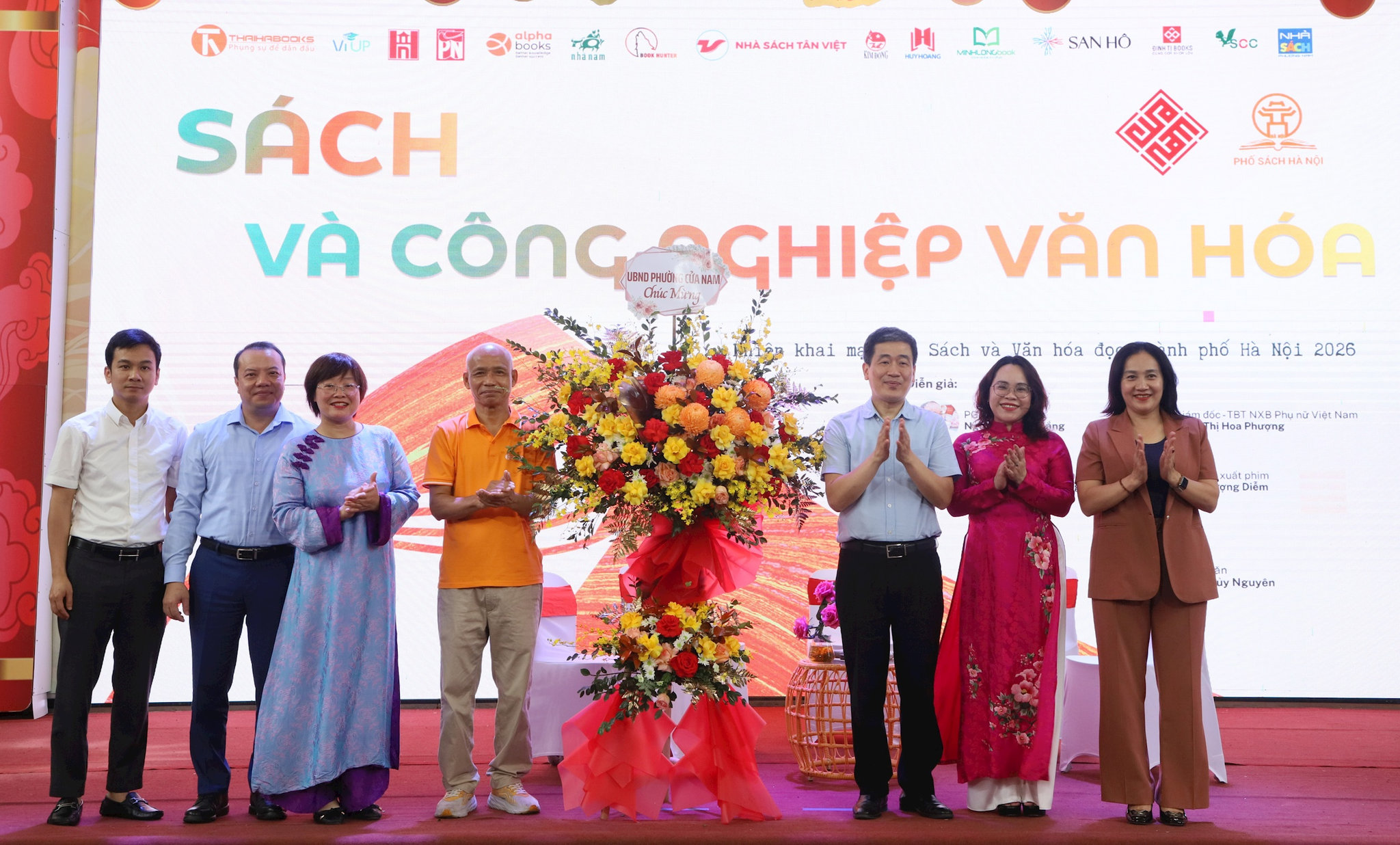 Phường Cửa Nam lan tỏa văn hóa đọc từ Phố Sách Hà Nội đến không gian số