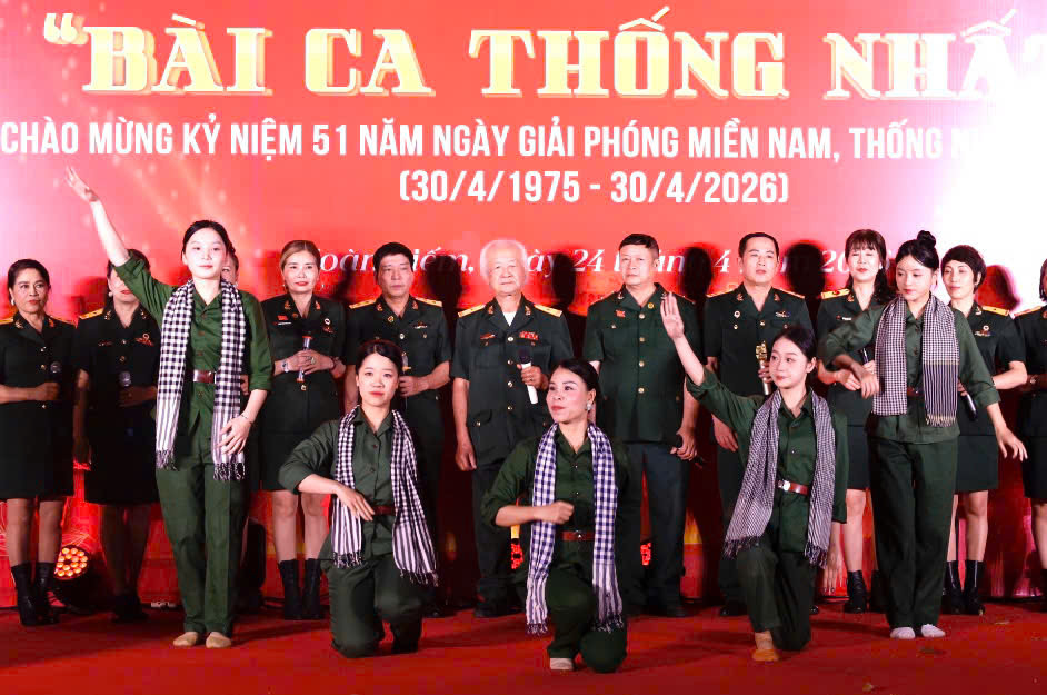 Phường Hoàn Kiếm ngân vang “Bài ca thống nhất”, khơi dậy niềm tự hào trong những ngày tháng Tư lịch sử