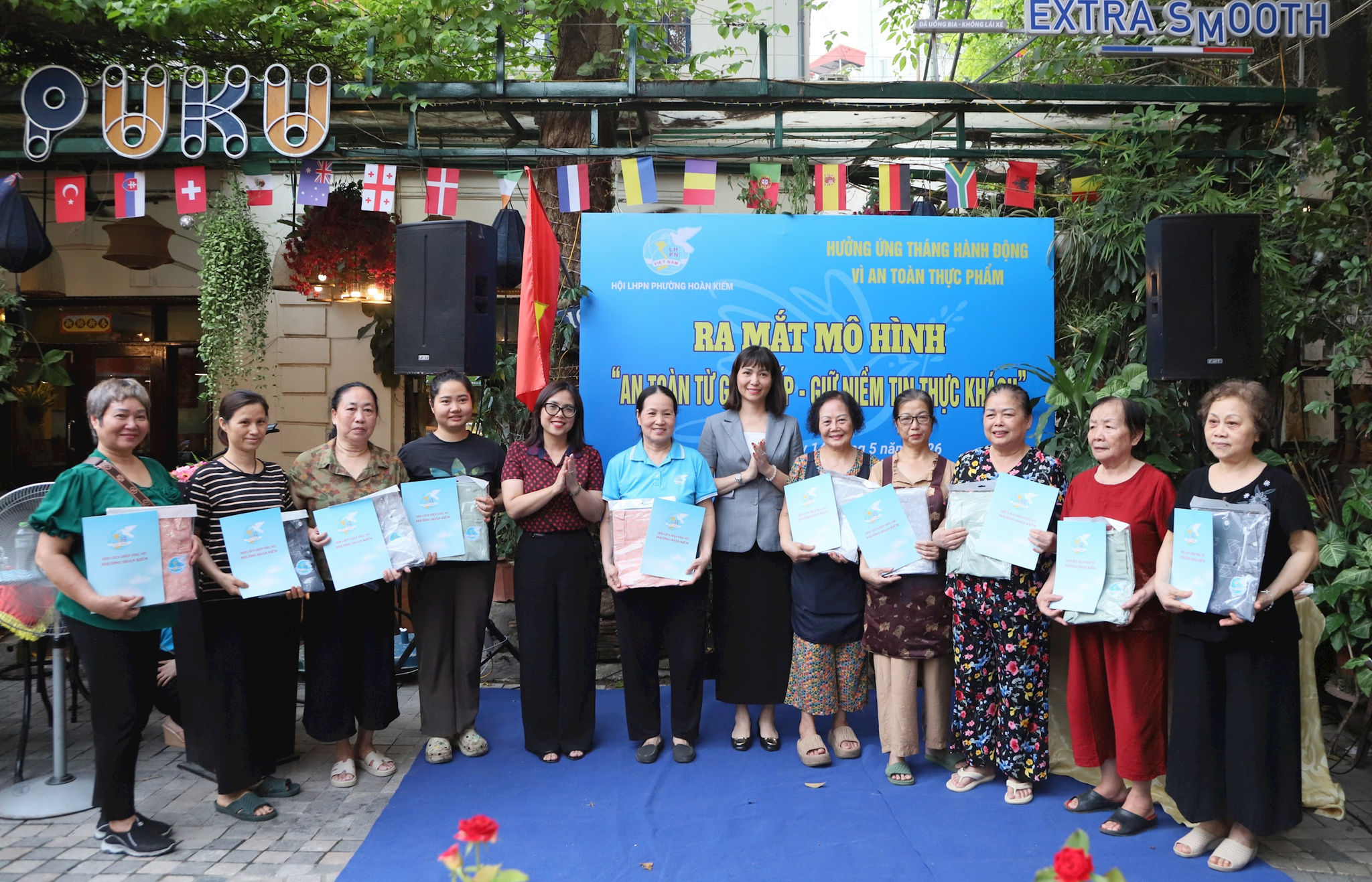 Phường Hoàn Kiếm ra mắt mô hình bảo đảm an toàn thực phẩm, nâng tầm thương hiệu phố ẩm thực Tống Duy Tân