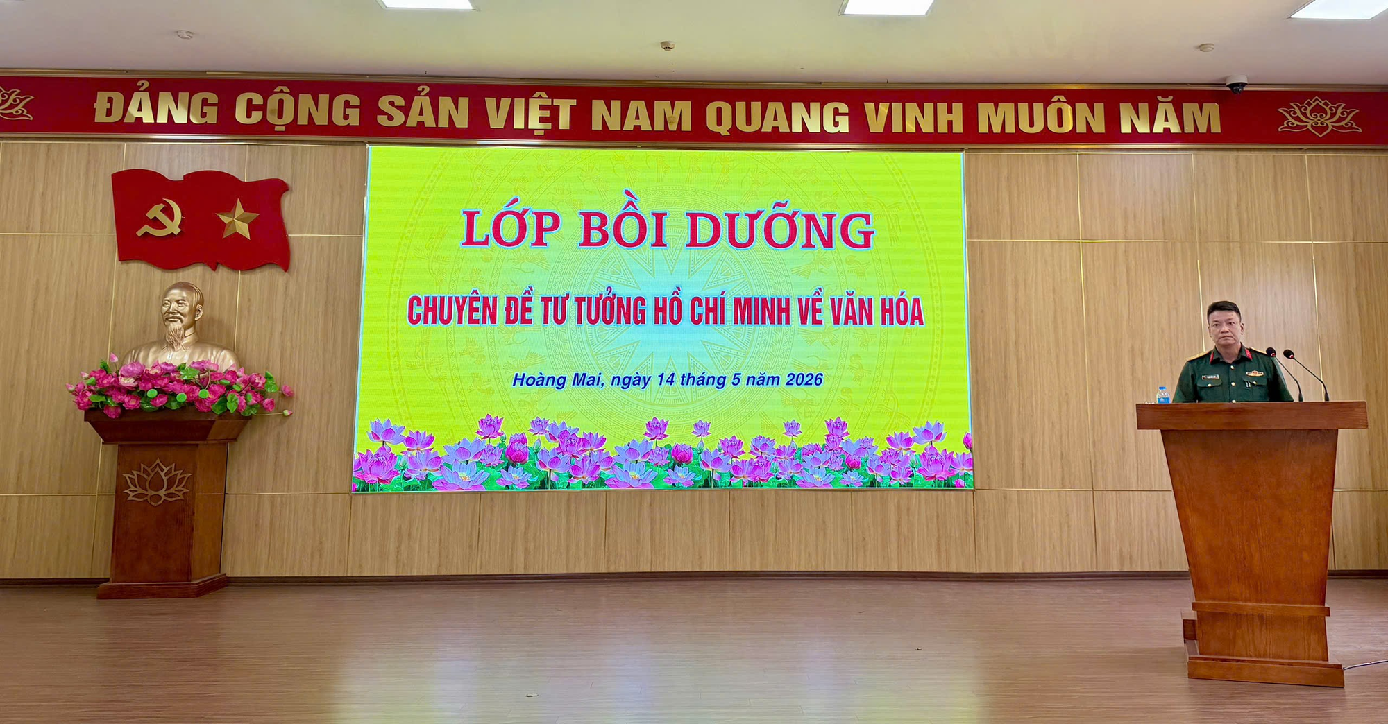 Phường Hoàng Mai bồi dưỡng tư tưởng Hồ Chí Minh về văn hóa cho 227 cán bộ Hội Cựu chiến binh