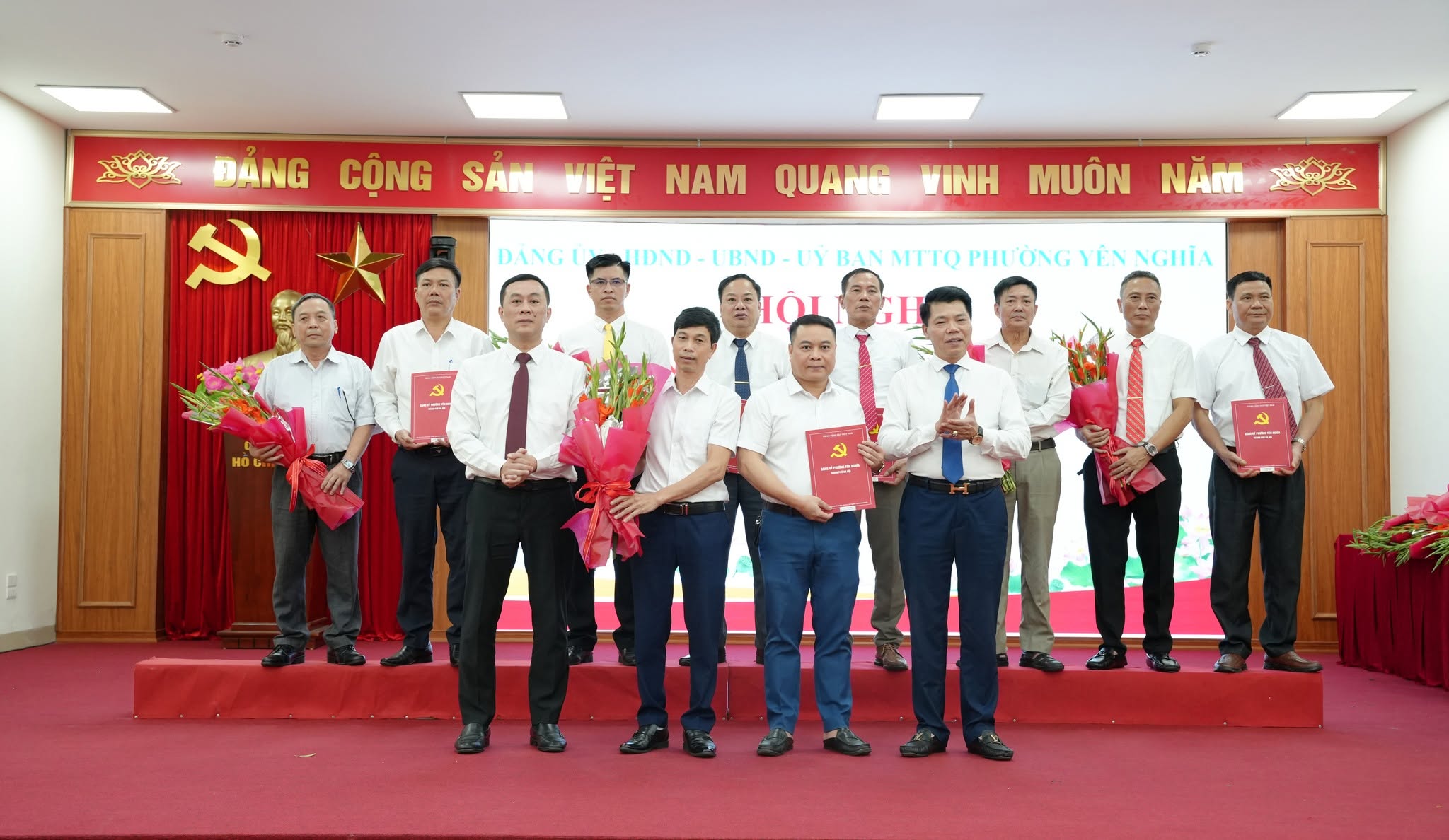 Phường Yên Nghĩa kiện toàn tổ dân phố, củng cố tổ chức cơ sở sau sắp xếp