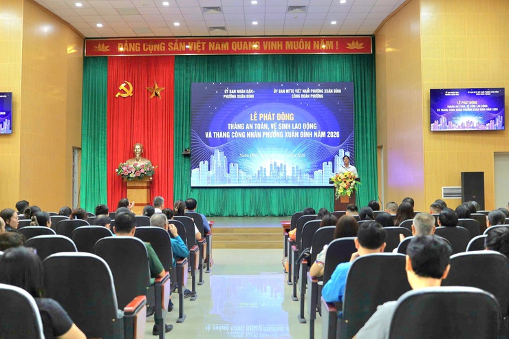 Phường Xuân Đỉnh phát động Tháng Công nhân và Tháng hành động về an toàn, vệ sinh lao động, đặt người lao động