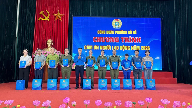Phường Bồ Đề phát động Tháng Công nhân, đẩy mạnh xây dựng môi trường lao động an toàn gắn với chuyển đổi số