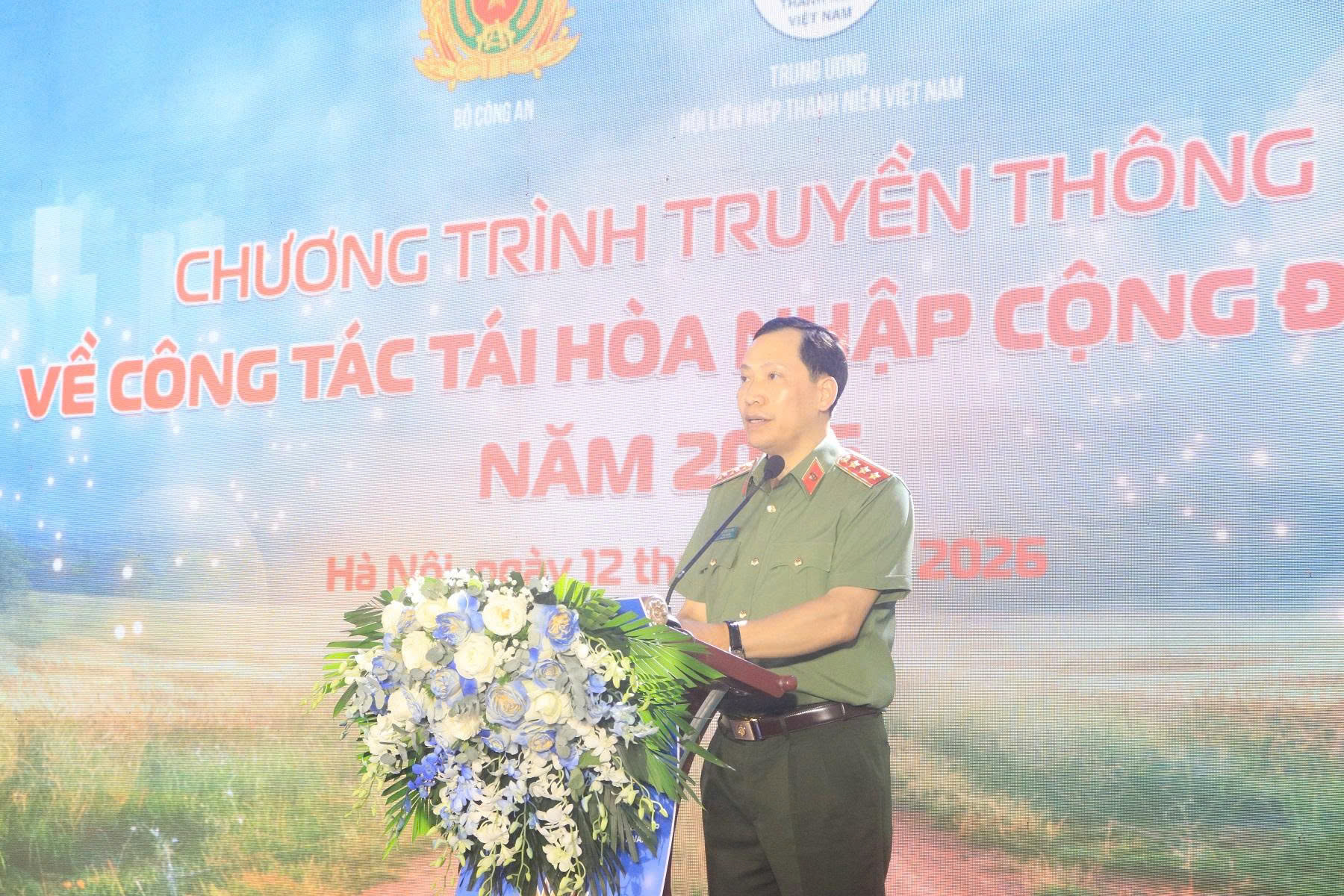 Hà Nội: “Đi về hướng bình minh” lan tỏa thông điệp nhân văn, mở rộng cơ hội tái hòa nhập cộng đồng cho người hoàn lương