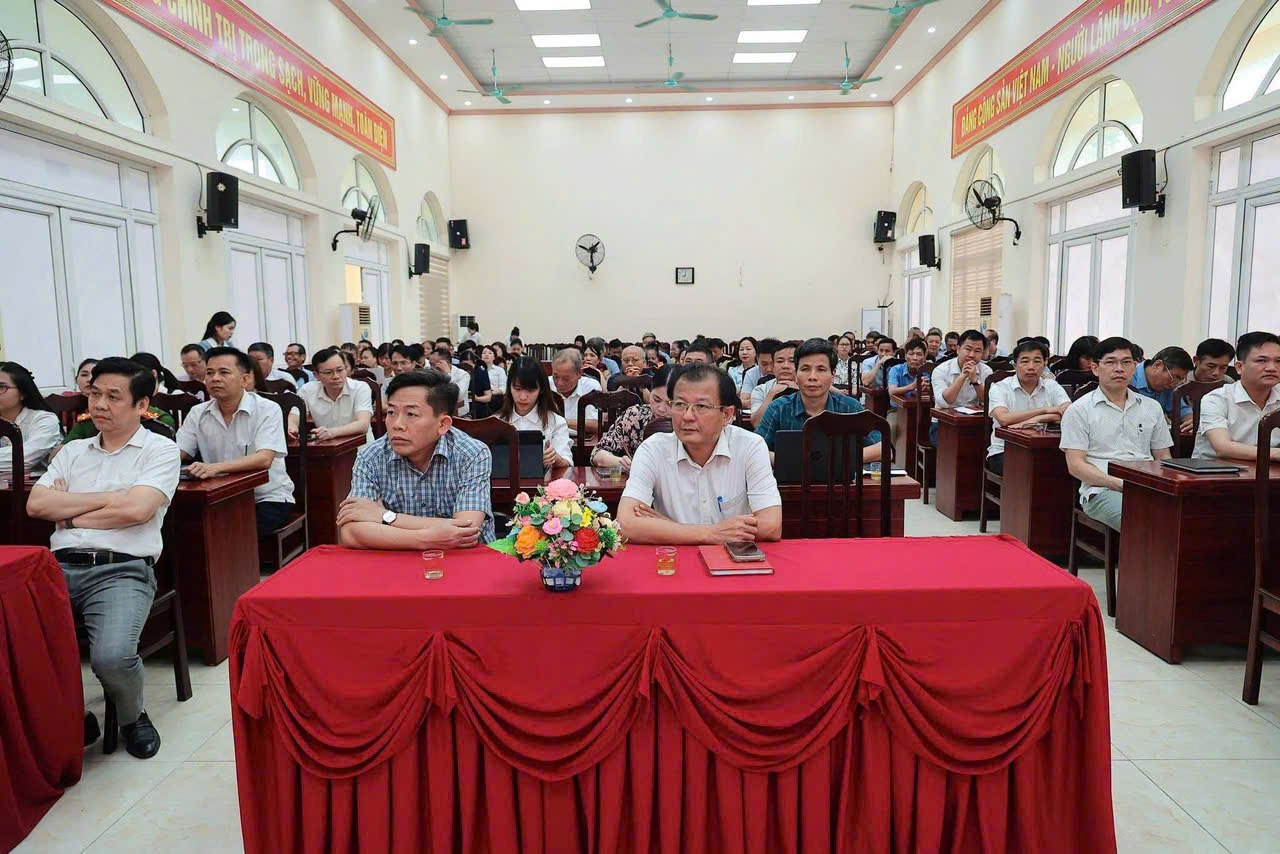 Xã Ứng Thiên vận hành đồng bộ 4 trục công tác, quyết liệt hoàn thành nhiệm vụ những tháng cuối năm 2026