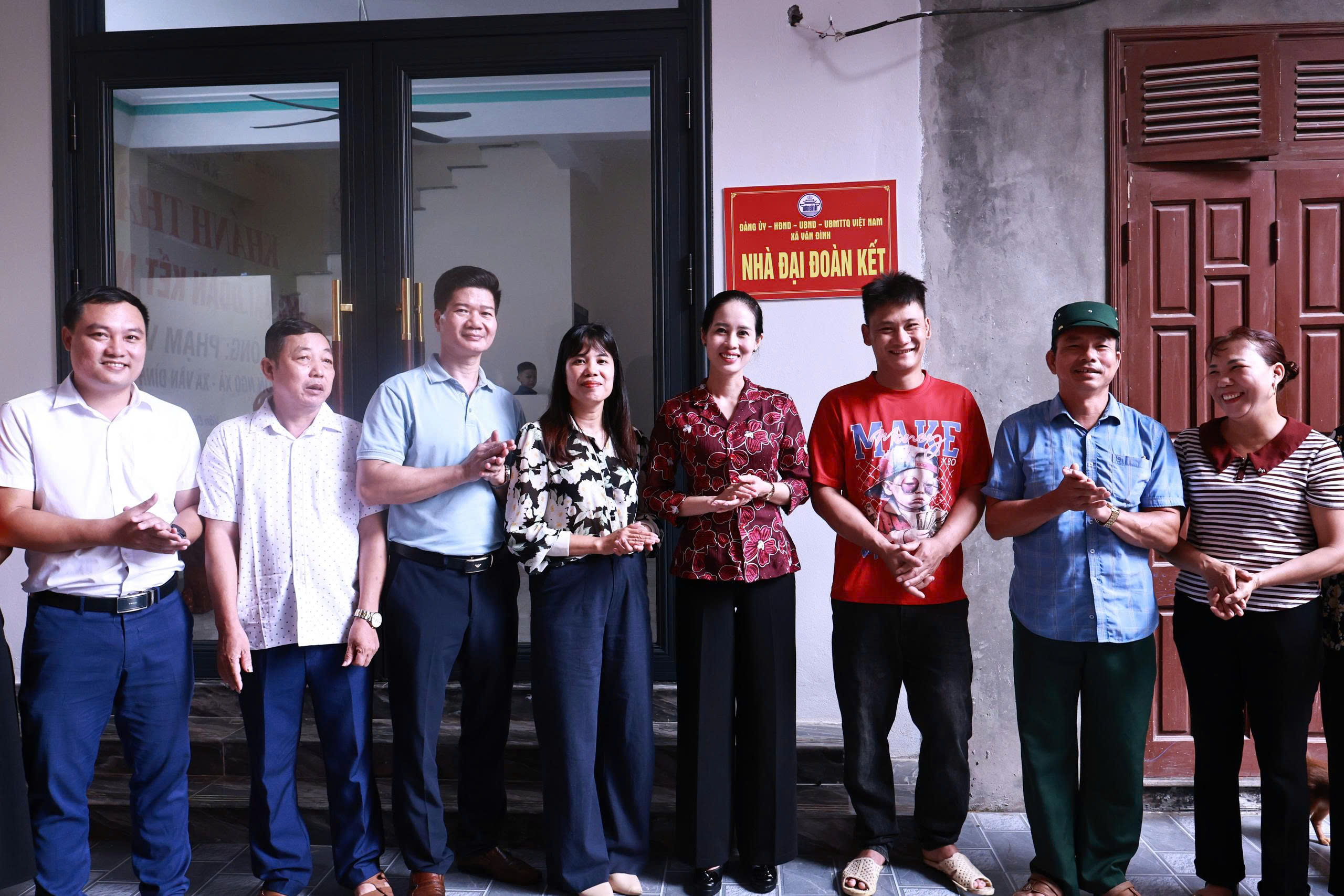 Xã Vân Đình khánh thành và bàn giao 2 nhà Đại đoàn kết năm 2026
