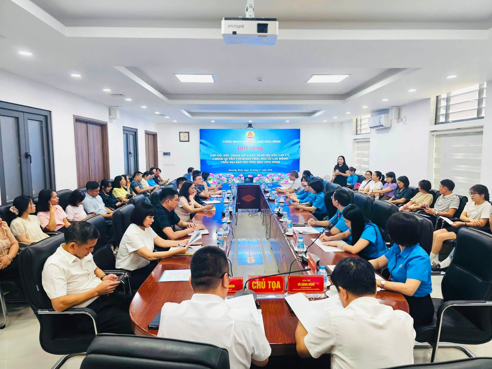 Phương Khương Đình: Gặp gỡ, đối thoại giữa người đứng đầu cấp ủy, chính quyền với đoàn viên, người lao động