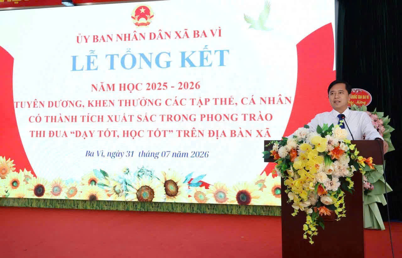 Xã Ba Vì biểu dương những điển hình tiêu biểu, tạo động lực nâng cao chất lượng giáo dục trong năm học mới