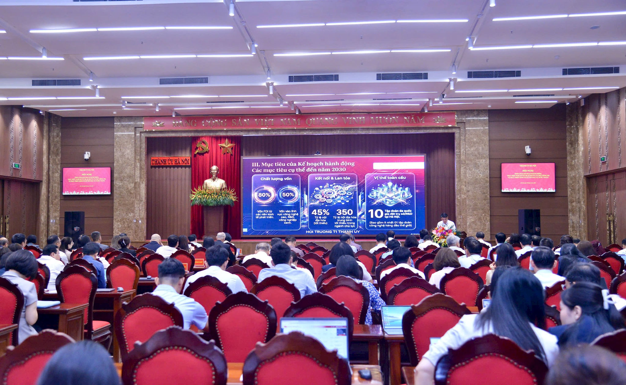 Ban Tuyên giáo và Dân vận Thành ủy ban hành Hướng dẫn tuyên truyền Nghị quyết số 06-NQ/TW và Nghị quyết số 10-NQ/TW của Bộ Chính trị