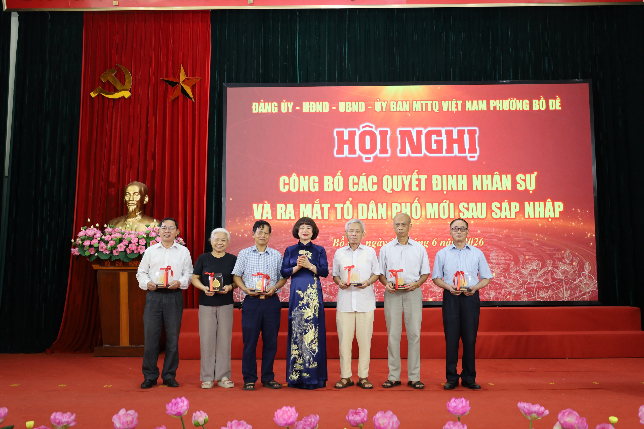 Phường Bồ Đề kiện toàn 45 tổ dân phố, tăng tốc chuyển đổi số trong quản trị cơ sở