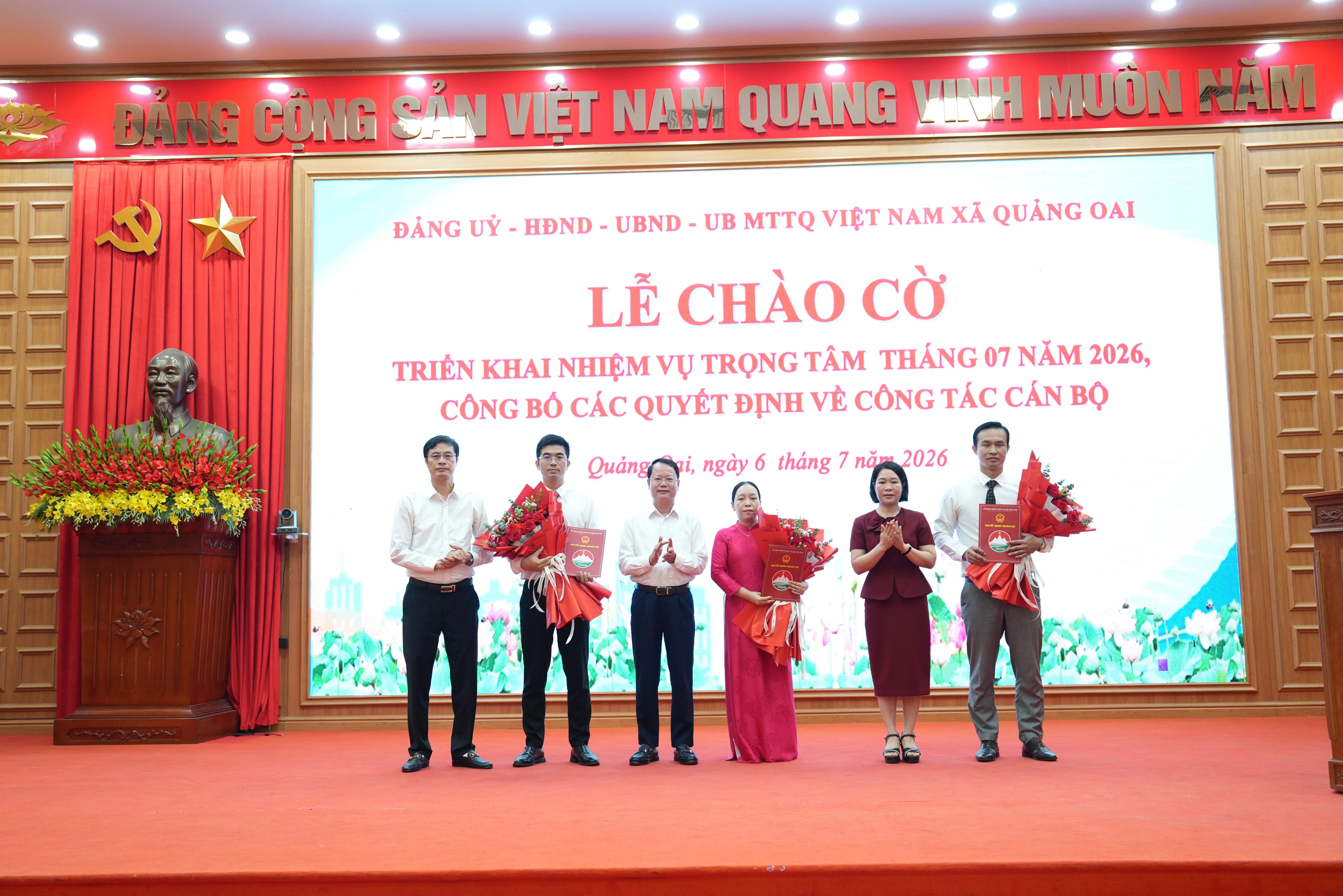Xã Quảng Oai kiện toàn đội ngũ cán bộ, triển khai quyết liệt nhiệm vụ trọng tâm tháng 7-2026