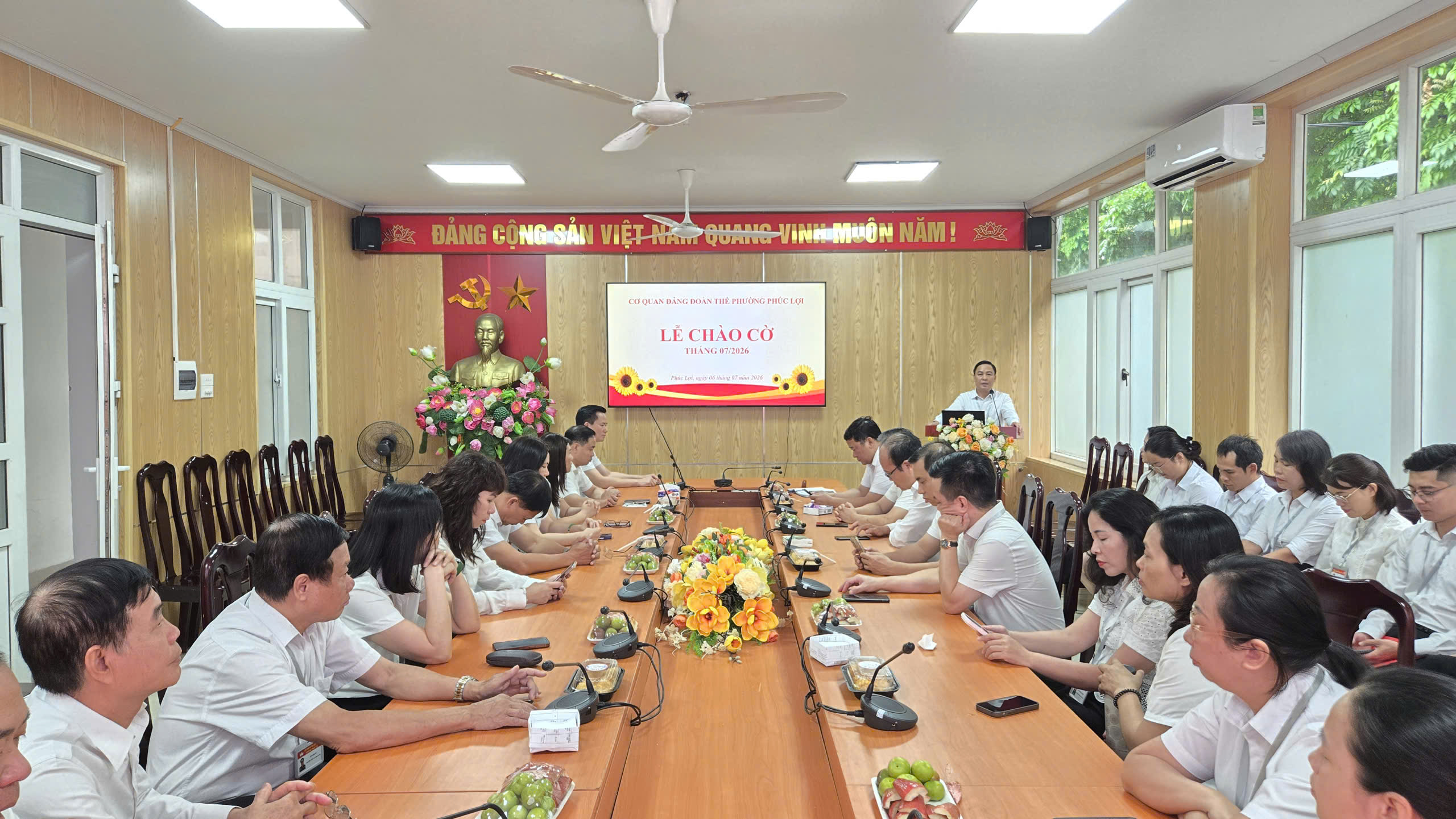 Phường Phúc Lợi nâng cao kỷ luật công vụ, quyết liệt triển khai nhiệm vụ trọng tâm tháng 7-2026