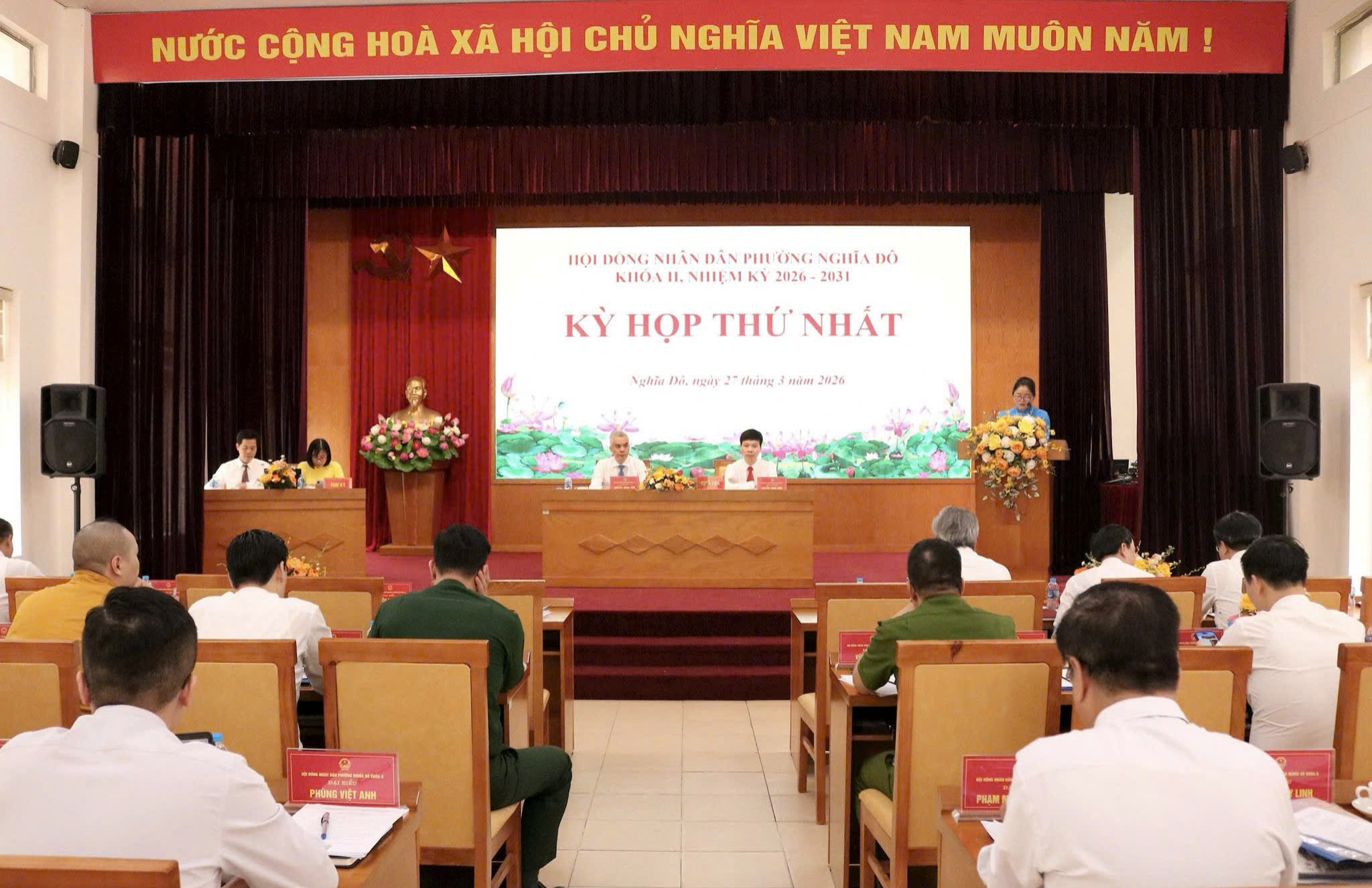 Phường Nghĩa Đô kiện toàn bộ máy lãnh đạo tại Kỳ họp thứ nhất HĐND phường khóa II