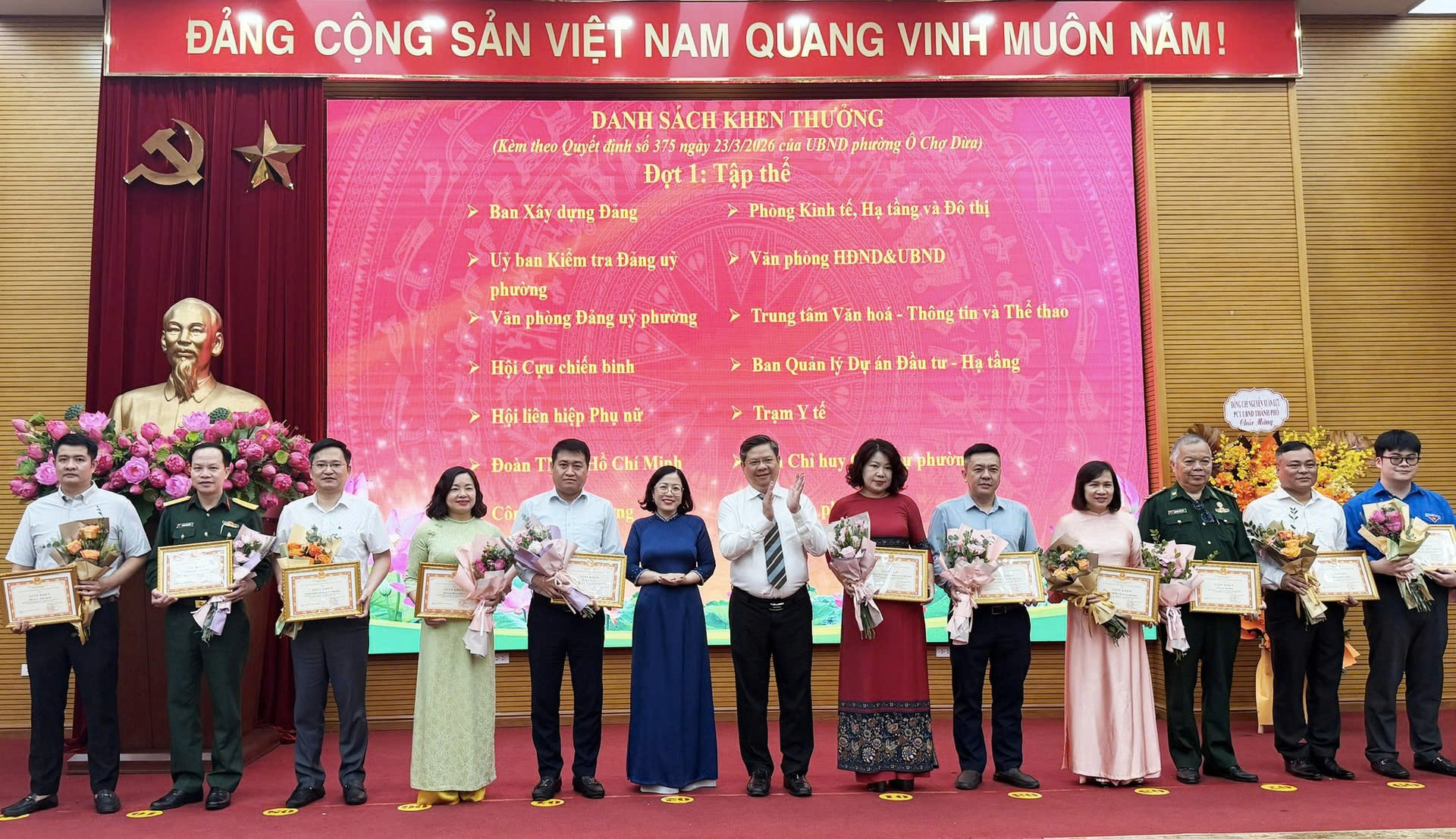 Phường Ô Chợ Dừa tổng kết công tác bầu cử, khẳng định hiệu quả tổ chức và sự đồng thuận của cử tri