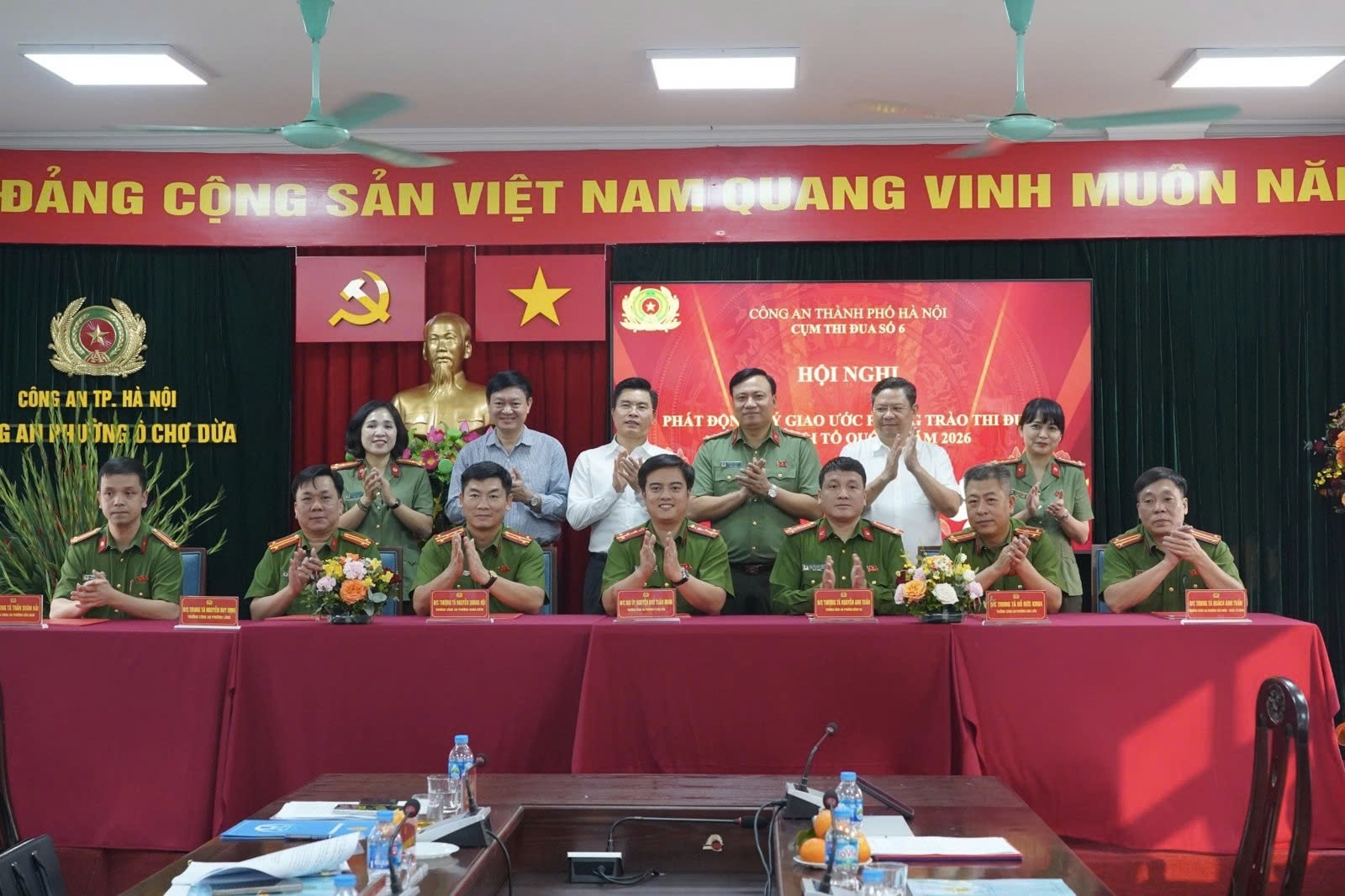 Cụm thi đua số 6 - CATP Hà Nội ký kết giao ước thi đua, quyết tâm giữ vững an ninh địa bàn trung tâm Thủ đô