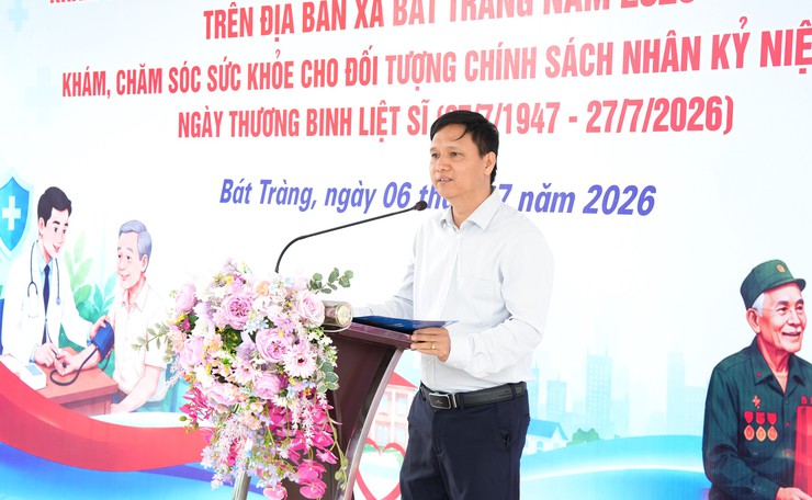 Xã Bát Tràng chăm lo sức khỏe người dân và tri ân người có công bằng chương trình khám, sàng lọc bệnh miễn phí