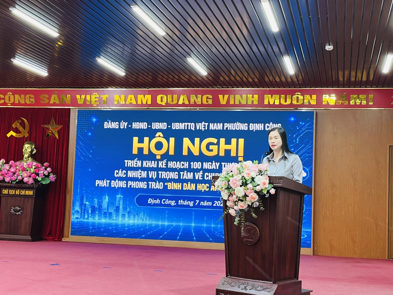 Phường Định Công tăng tốc chuyển đổi số, trang bị kỹ năng ứng dụng AI chuyên sâu cho đội ngũ cán bộ trong thực thi công vụ