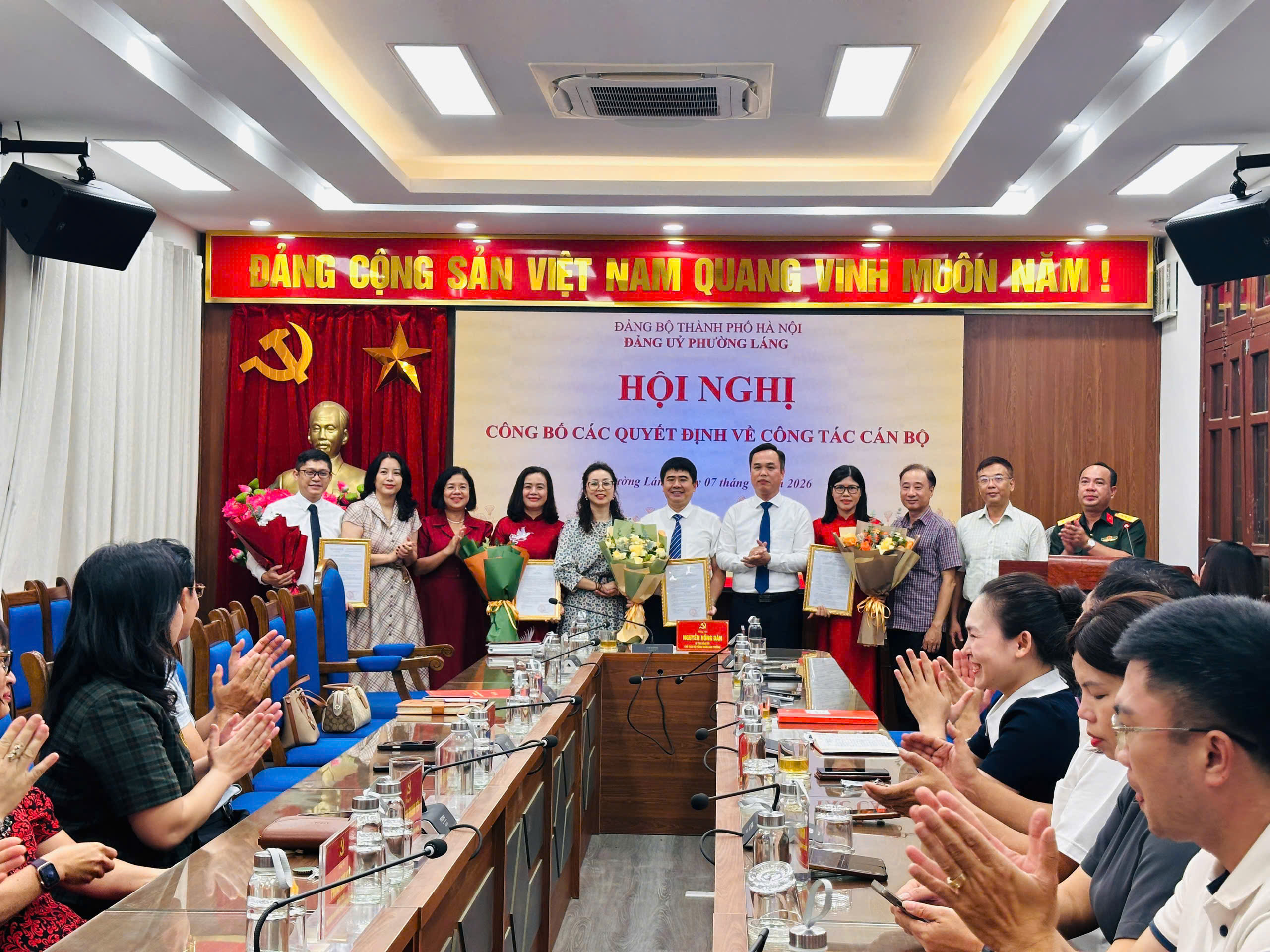 Phường Láng kiện toàn đội ngũ cán bộ chủ chốt, nâng cao chất lượng tham mưu và hiệu quả thực thi nhiệm vụ