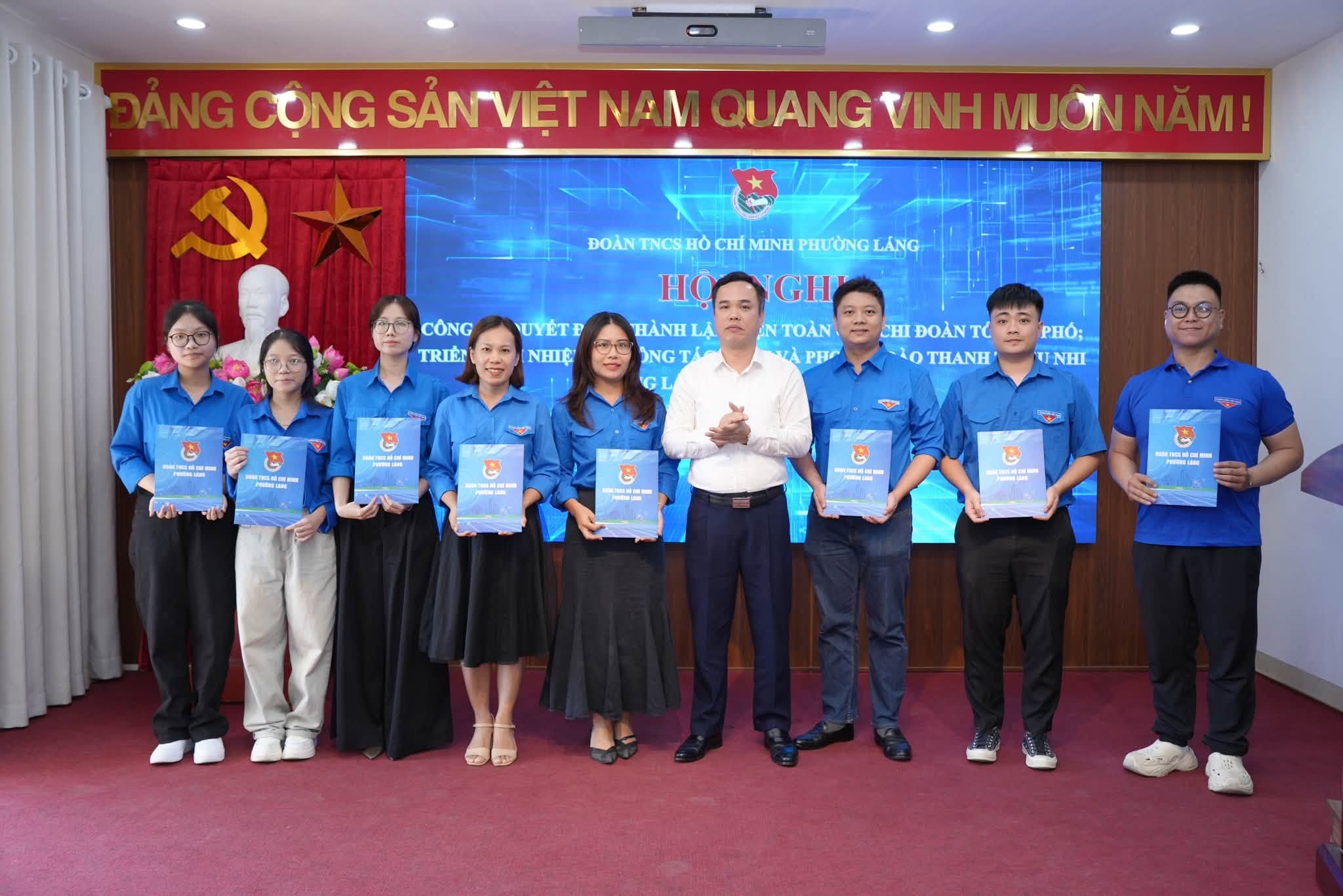 Phường Láng kiện toàn 25 Chi đoàn tổ dân phố, củng cố lực lượng thanh niên ở cơ sở sau sắp xếp