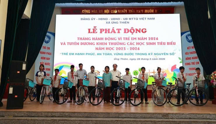 Xã Ứng Thiên lan tỏa thông điệp vì trẻ em, tuyên dương học sinh xuất sắc và khởi động hoạt động hè năm 2026