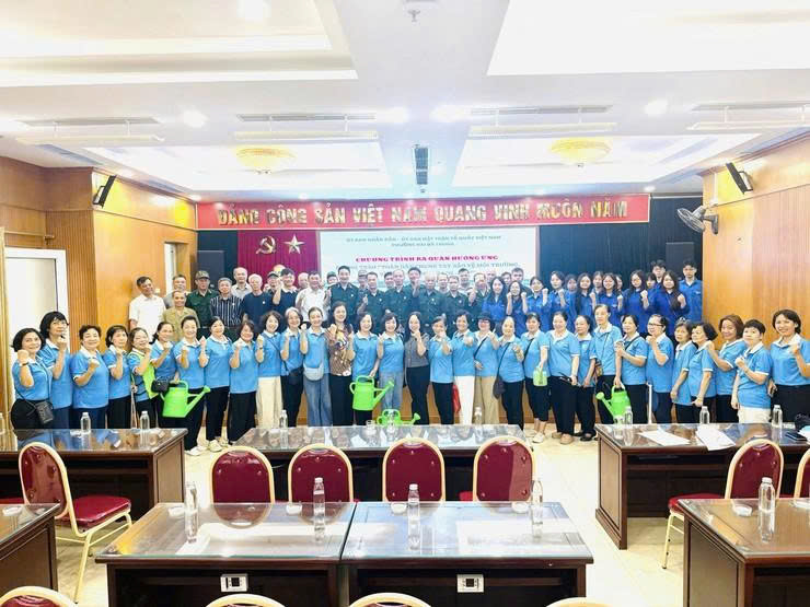 Uỷ ban MTTQ Việt Nam phường Hai Bà Trưng phát động cao điểm vệ sinh môi trường, lan tỏa phong trào xây dựng đô thị xanh, sạch, đẹp
